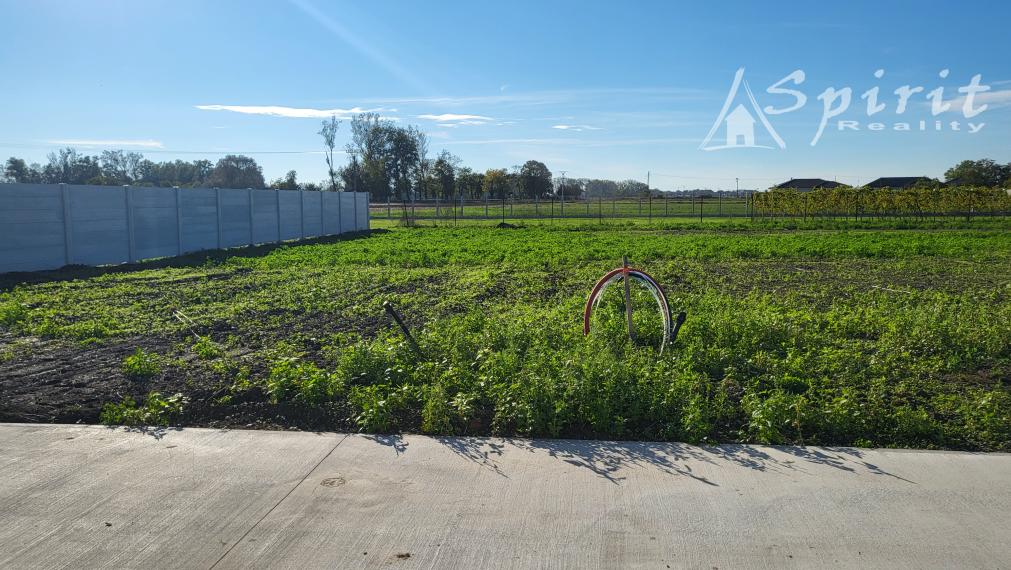 Pozemky na predaj - cca 7a