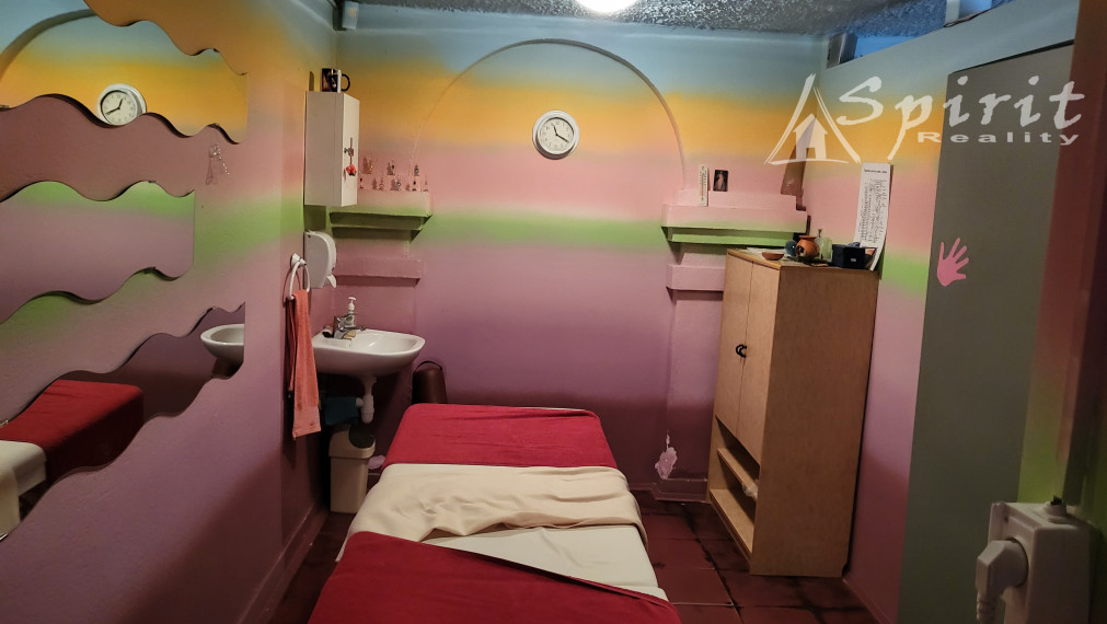 Ponúkame na PREDAJ rodinný dom v centre obce Veľké Úľany