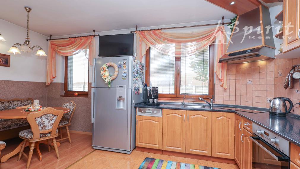 Výnimočná ponuka - 7izb. priestranný RD s 2gáražou na 36á pozemku