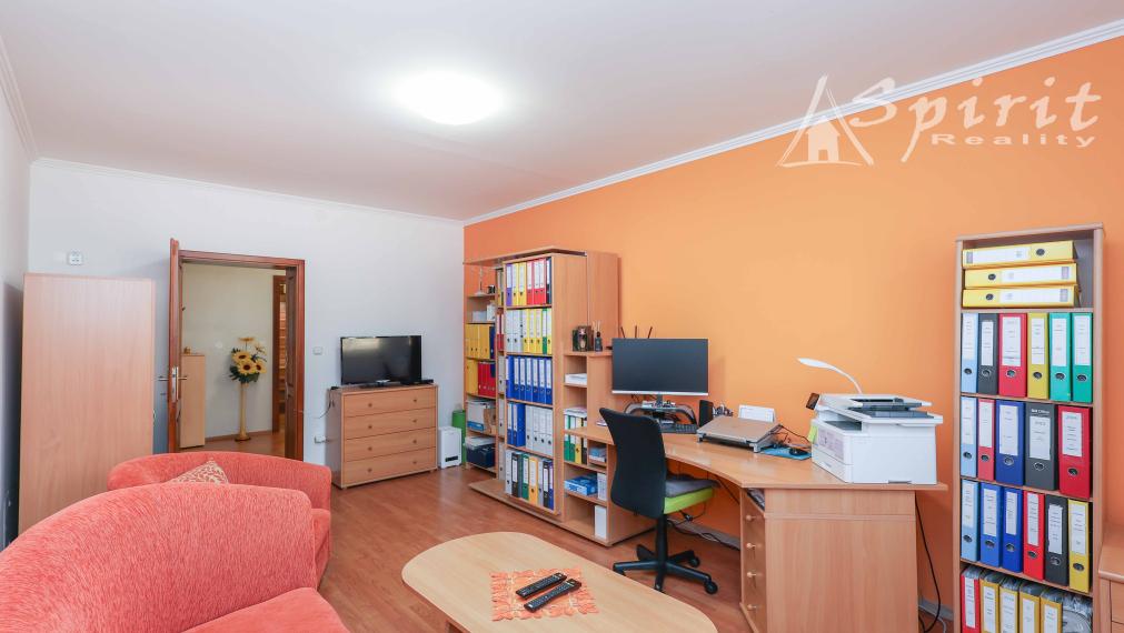 Výnimočná ponuka - 7izb. priestranný RD s 2gáražou na 36á pozemku