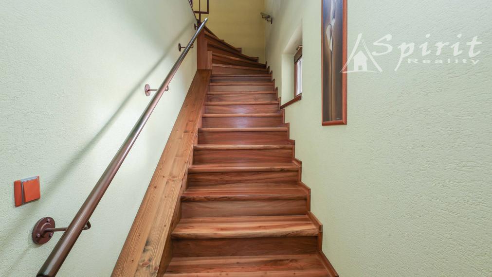 Výnimočná ponuka - 7izb. priestranný RD s 2gáražou na 36á pozemku