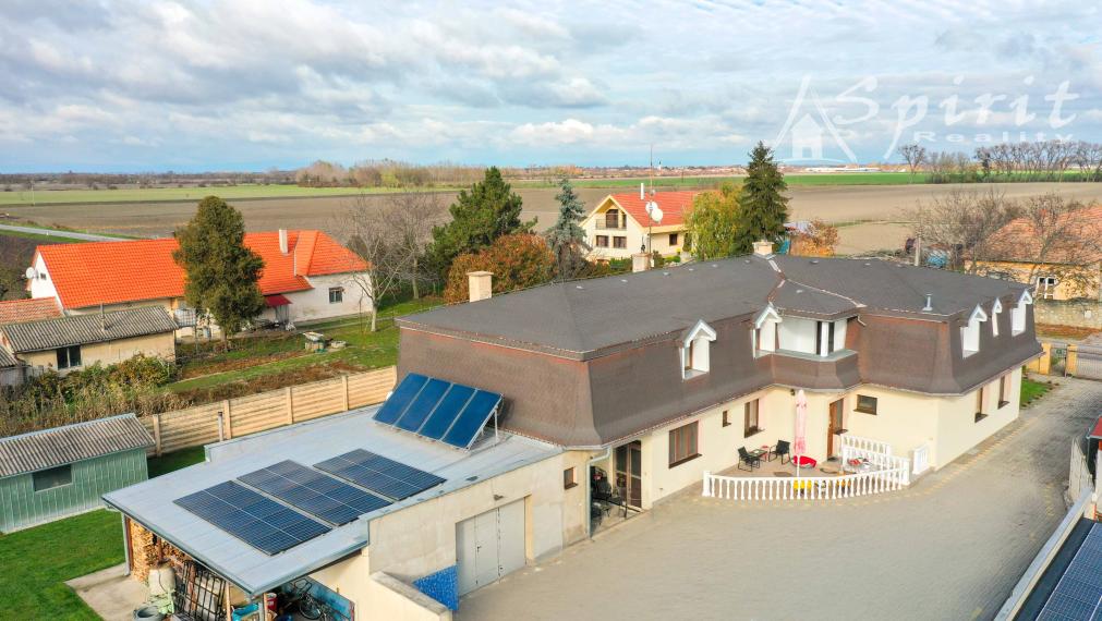 Výnimočná ponuka - 7izb. priestranný RD s 2gáražou na 36á pozemku