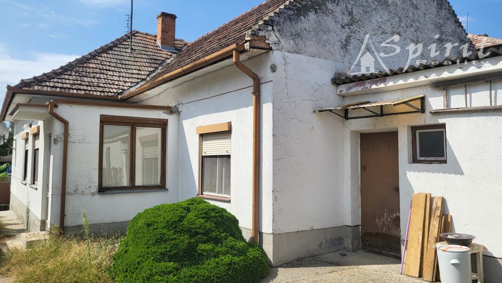 PREDAJ praktického 4-izbového rodinného domu vo Veľkých Úľanoch