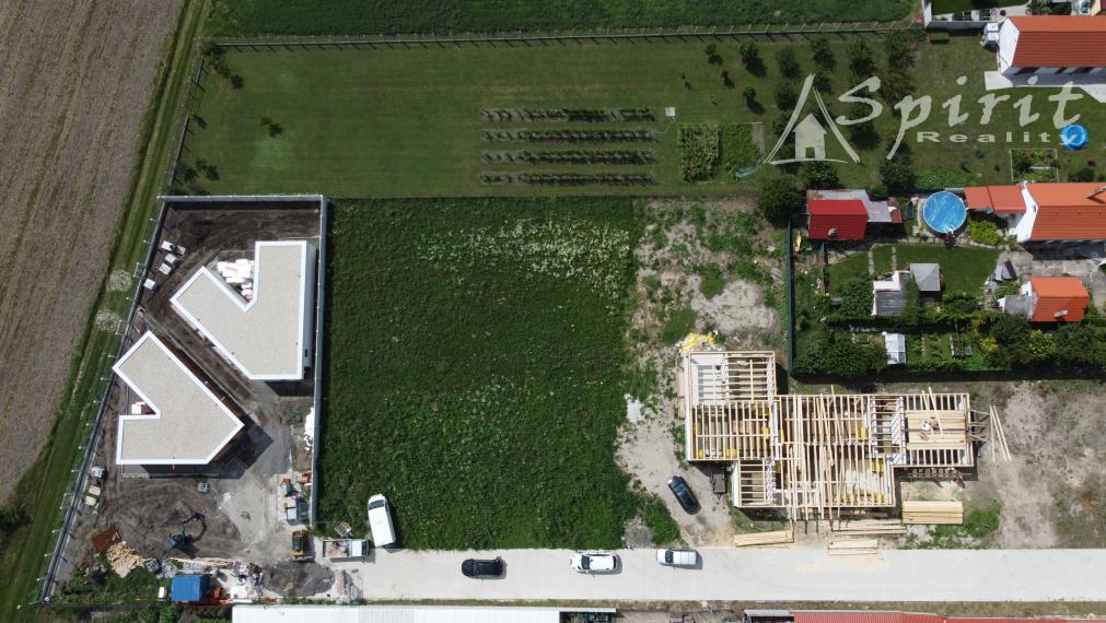 Pozemky na predaj - cca 7a