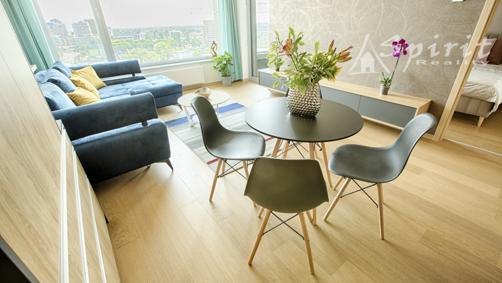 Luxusný 2-izbový byt na prenájom v SKY PARK, Bratislava-Staré Mesto