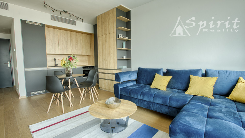 Luxusný 2-izbový byt na prenájom v SKY PARK, Bratislava-Staré Mesto