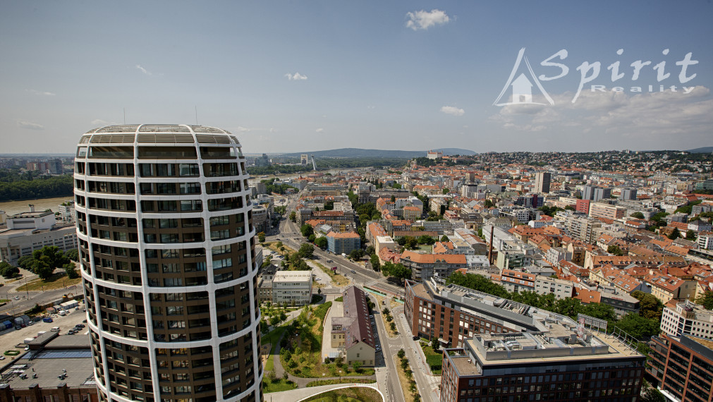 Luxusný 2-izbový byt na prenájom v SKY PARK, Bratislava-Staré Mesto