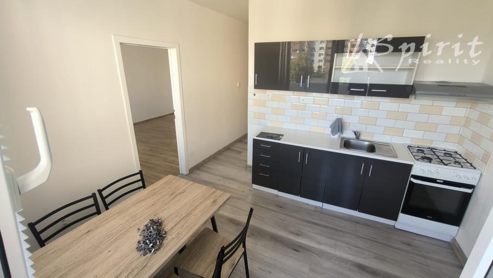 PREDAJ - 2-izbový byt po rekonštrukcii, 66,8 m² – Nové Zámky