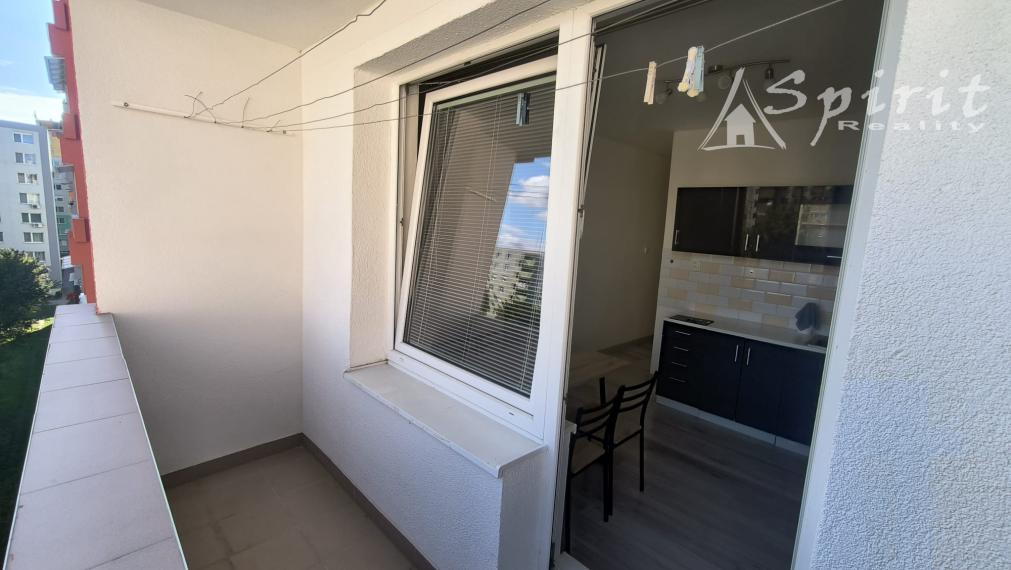 PREDAJ - 2-izbový byt po rekonštrukcii, 66,8 m² – Nové Zámky