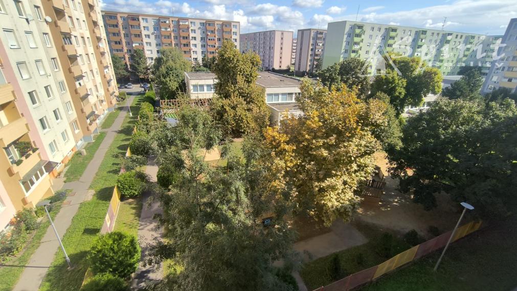 PREDAJ - 2-izbový byt po rekonštrukcii, 66,8 m² – Nové Zámky