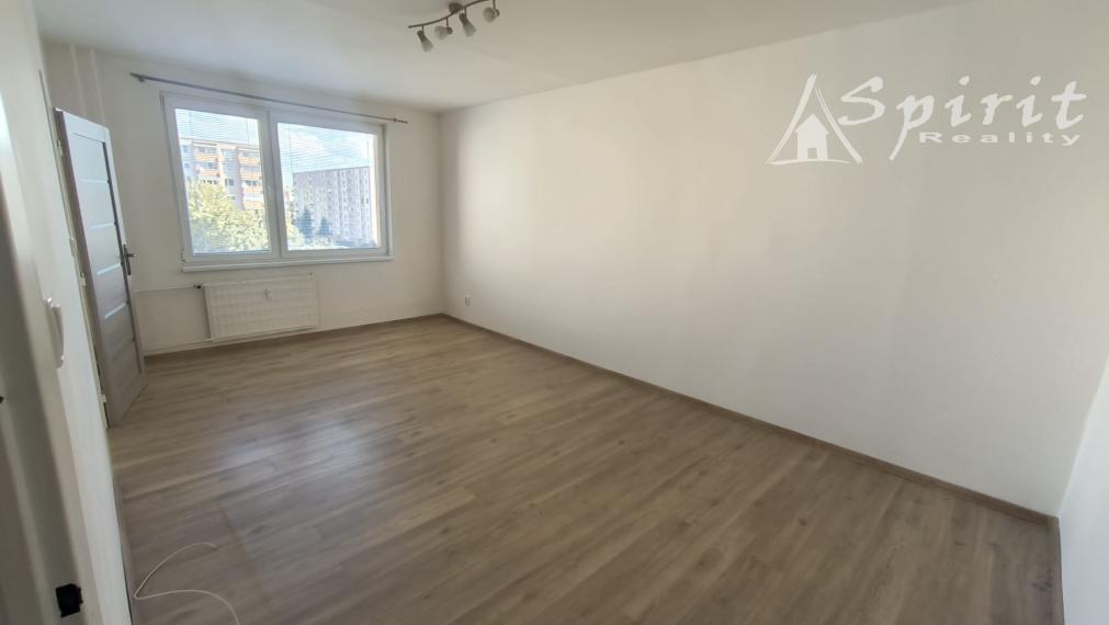 PREDAJ - 2-izbový byt po rekonštrukcii, 66,8 m² – Nové Zámky