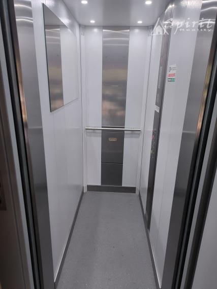 PREDAJ - 2-izbový byt po rekonštrukcii, 66,8 m² – Nové Zámky