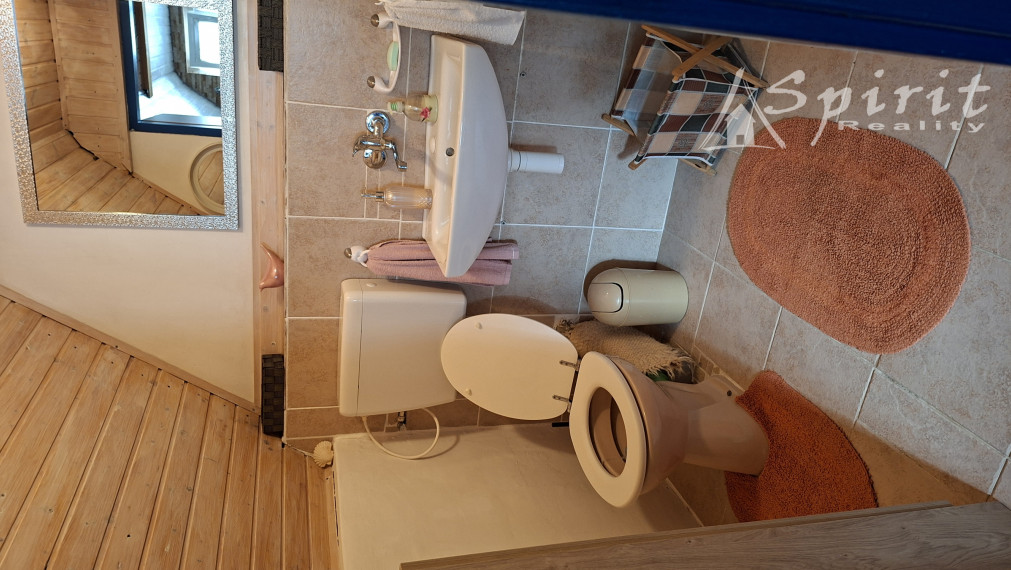 PREDAJ - 3izb. chata pri Malom Dunaji, na LV vedené ako RD