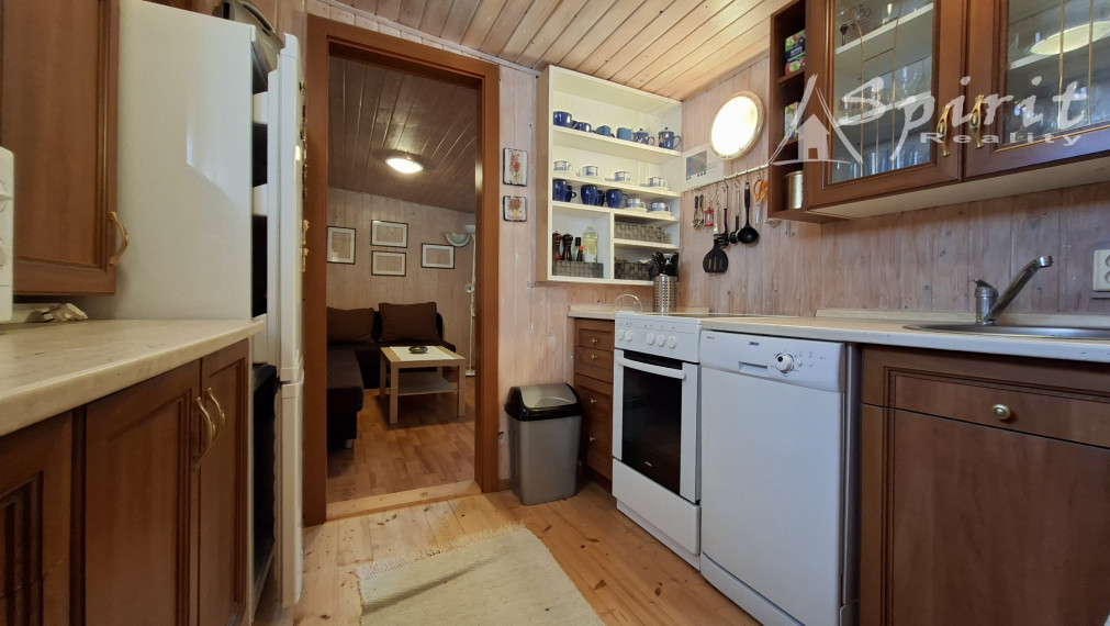 PREDAJ - 3izb. chata pri Malom Dunaji, na LV vedené ako RD