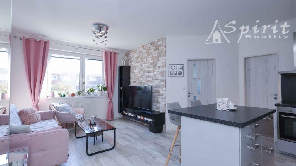 PREDAJ: šikovný 2 izb. byt v Senci - Zemplínska ul.