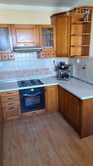 Na prenájom: Praktický 3-izbový byt s balkónom v Rači – Jurkovičova ulica