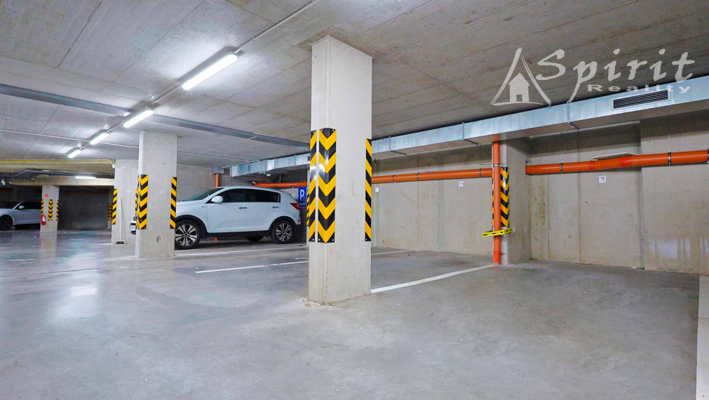 Ponúkame na PREDAJ garážové státie Šancová - projekt VILA ĽADOVÁ
