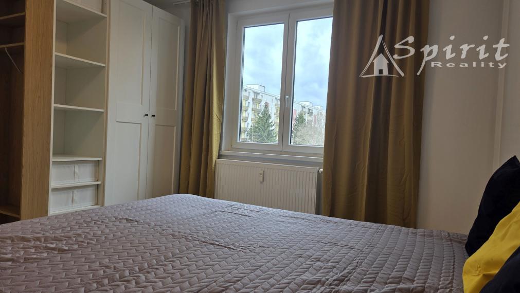 Na prenájom: Kompletne zrekonštruovaný 3-izbový byt v srdci Ružinova – Narcisová ulica