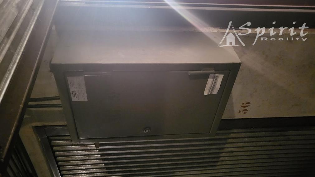 Na prenájom uzamykateľná garáž, uzatvorený areál s 24h.službou