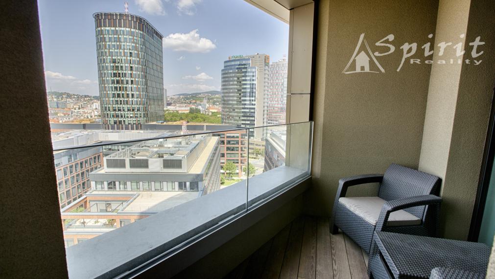 Prenájom luxusného 2izb. bytu v projekte SKY PARK