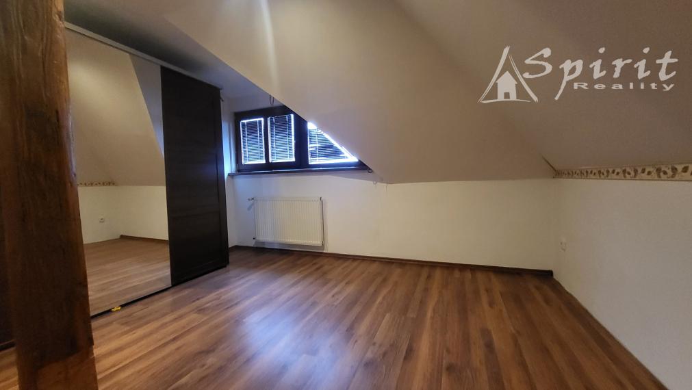 PRENÁJOM: 6 izb. RD v obci Veľké Úľany - komplet zrekonštruovaný