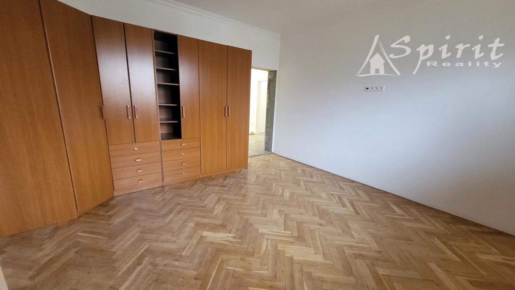 PRENÁJOM: 6 izb. RD v obci Veľké Úľany - komplet zrekonštruovaný