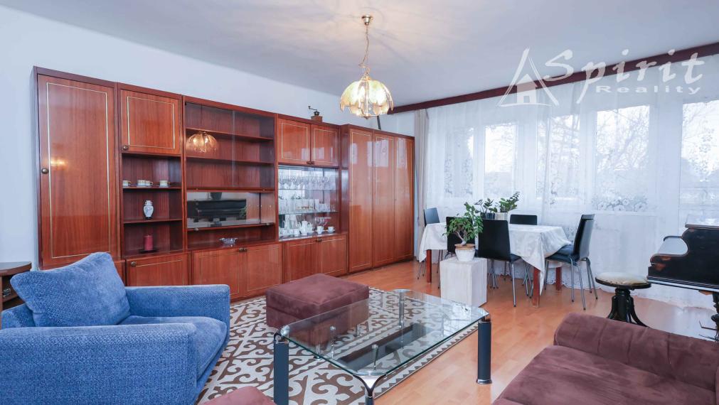 Ideálny rodinný dom s garážou a veľkým priestorom – Veľké Úľany