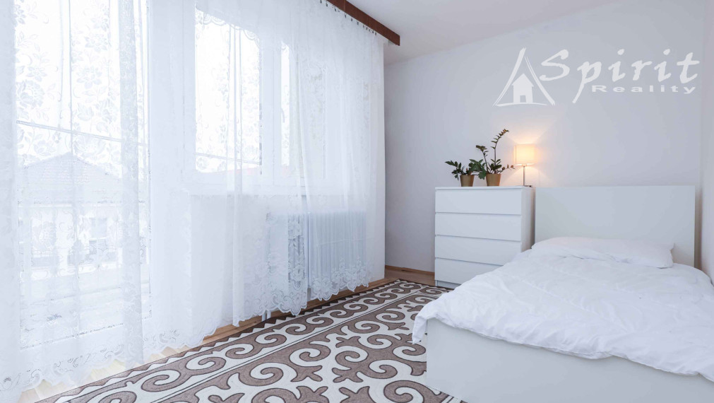 Ideálny rodinný dom s garážou a veľkým priestorom – Veľké Úľany