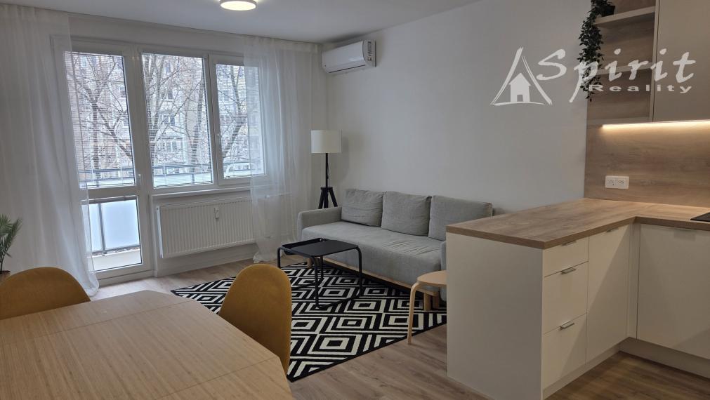 Prenájom 3izb. bytu, práve zrekonštruovaný - pri RETRE