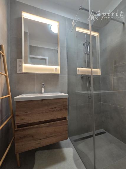 Prenájom 3izb. bytu, práve zrekonštruovaný - pri RETRE