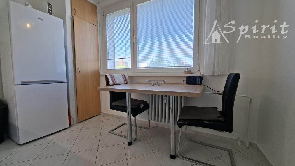 Prenájom: 3izb.byt Dúbravka Sekurisova, od 15.04.