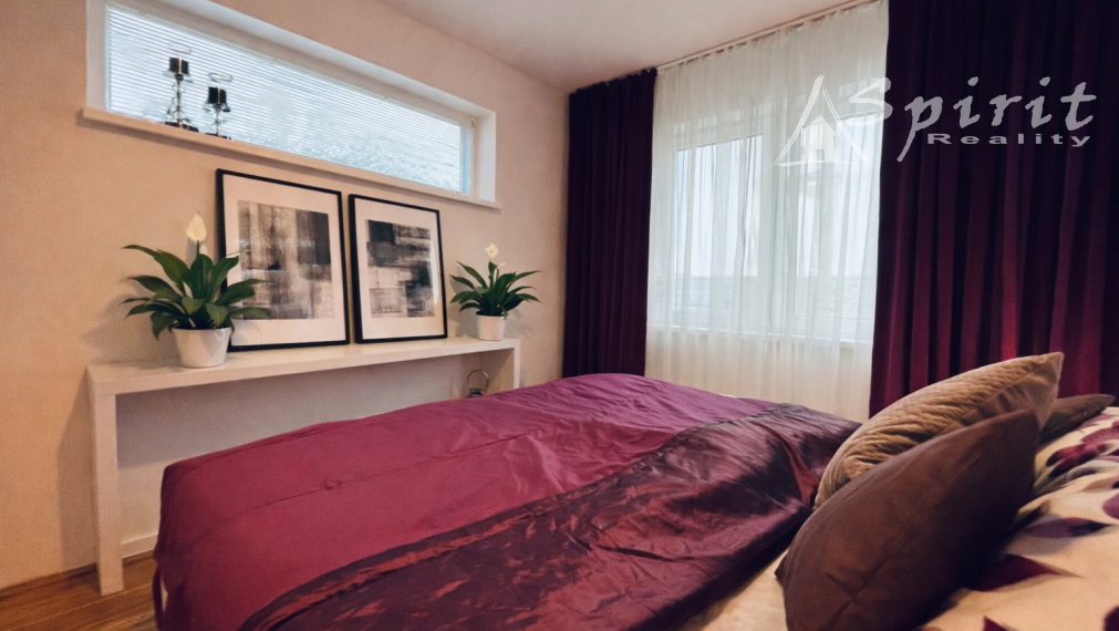 Bývajte ako v dome – 3-izbový byt so záhradou, terasou a parkovaním pre 2 autá