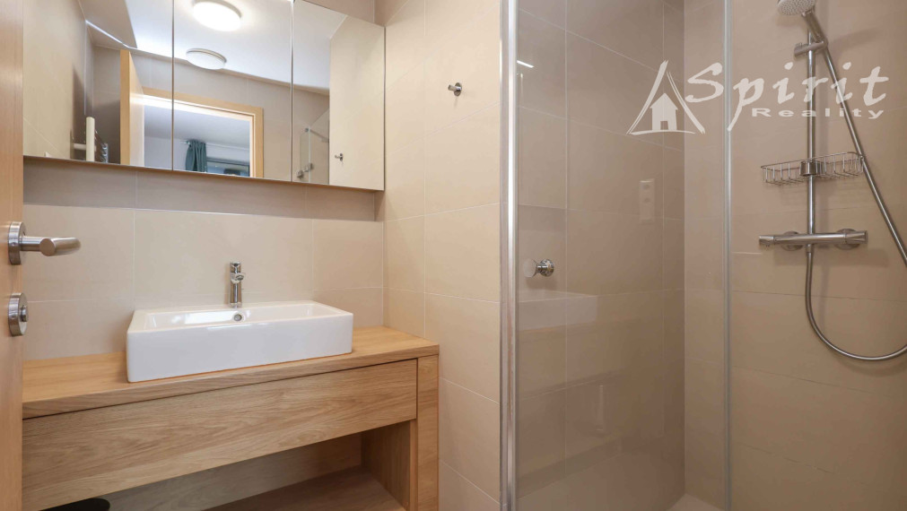 PREDAJ - Nadčasová elegancia v ikonickom Sky Parku