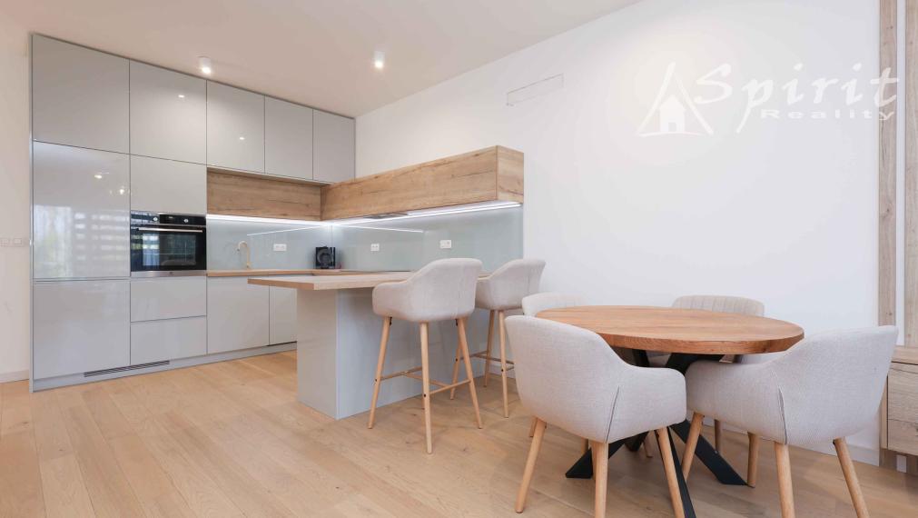 EXKLUZÍVNY 3-IZBOVÝ LUXUSNÝ RD PRI Penati Golf Resort – CELOROČNÉ BÝVANIE AJ INVESTIČNÁ PRÍLEŽITOSŤ