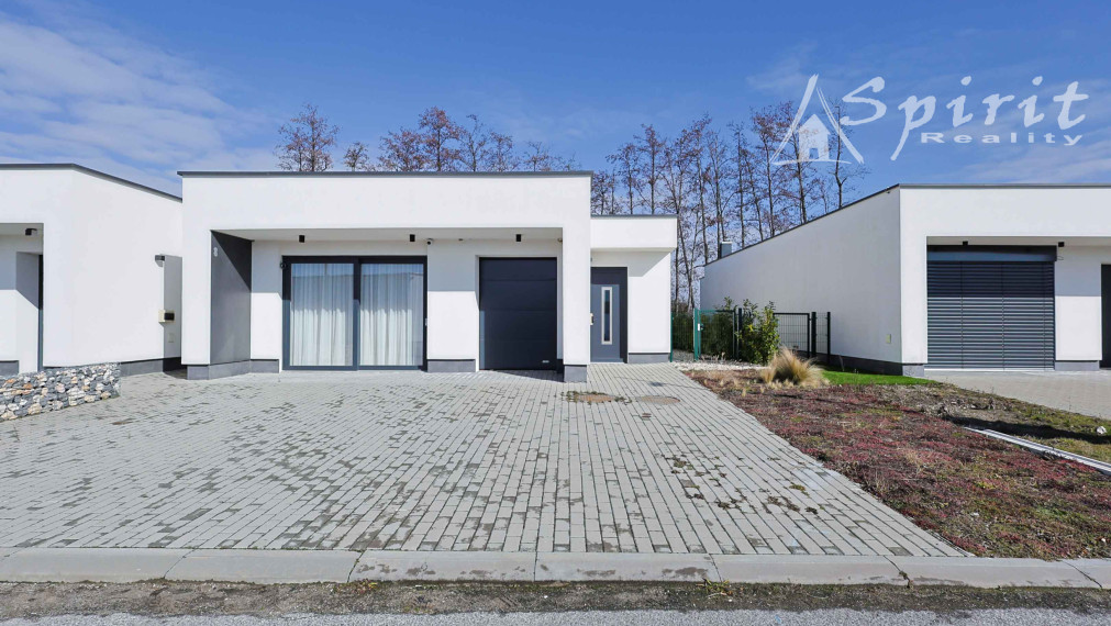 EXKLUZÍVNY 3-IZBOVÝ LUXUSNÝ RD PRI Penati Golf Resort – CELOROČNÉ BÝVANIE AJ INVESTIČNÁ PRÍLEŽITOSŤ