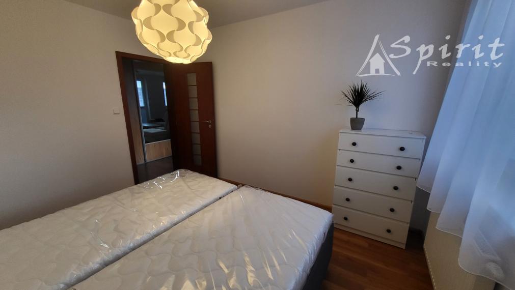 2izb byt pre NC RETRO - Ružinov - prenájom