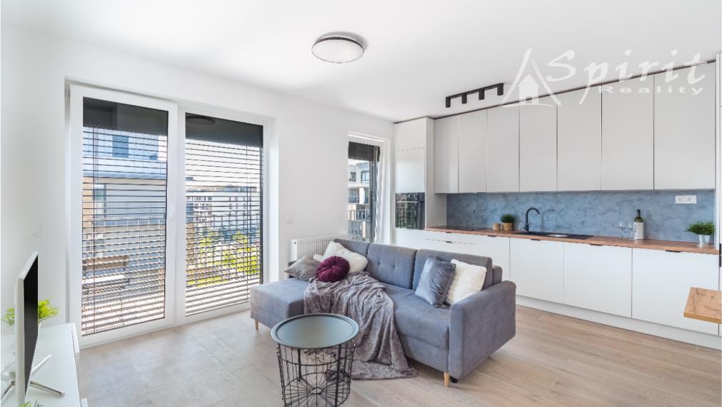 Moderný 3-izbový byt s klimatizáciou v obľúbených Slnečniciach – Viladomy