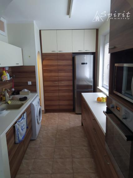 Prenájom praktického 3izb. bytu v Devínskej Novej Vsi