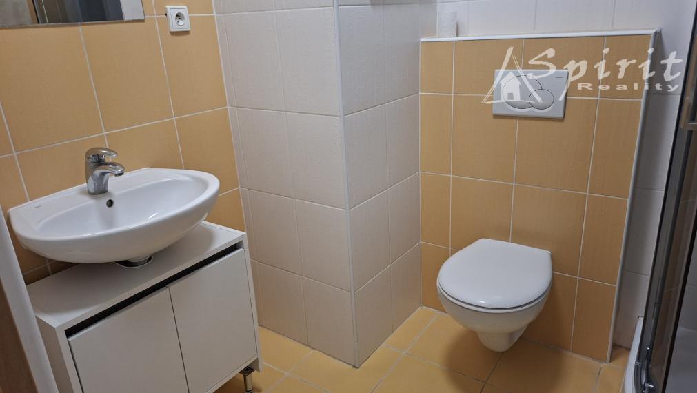 Prenájom 2izb. bytu v novostavbe, oproti nemocnici GA