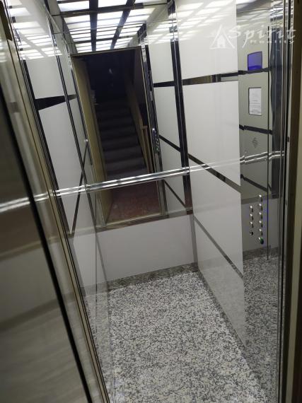 Štýlový 2-izbový byt na PREDAJ v Petržalke s výhľadom na les