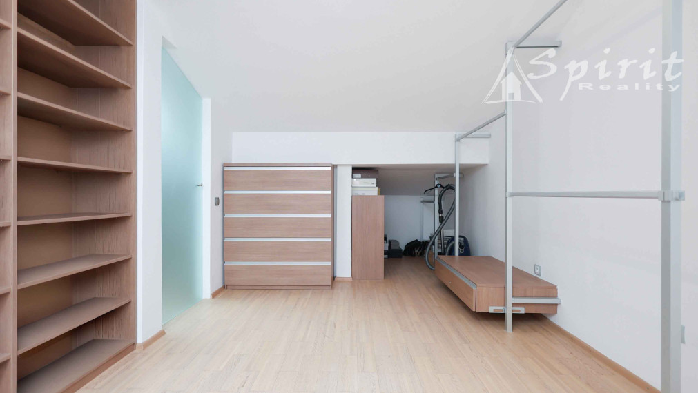 EXKLUZÍVNE NA PRENÁJOM | 5-IZBOVÝ MEZONET V HORSKOM PARKU, STARÉ MESTO