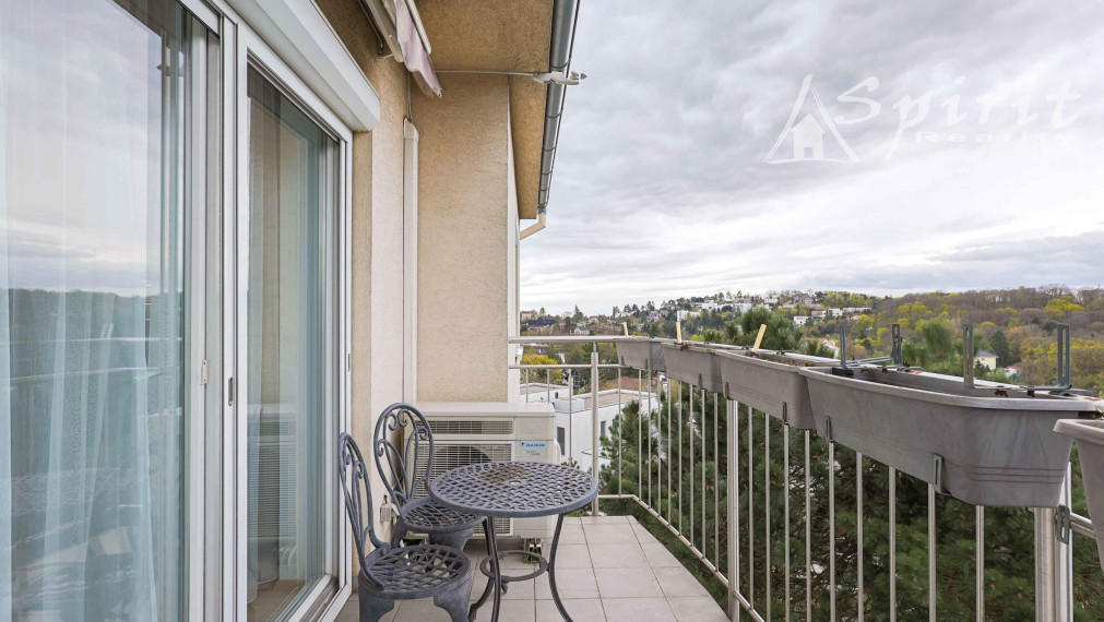 EXKLUZÍVNE NA PRENÁJOM | 5-IZBOVÝ MEZONET V HORSKOM PARKU, STARÉ MESTO