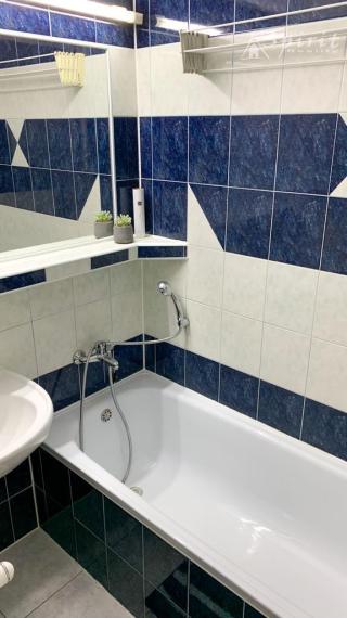 NA PREDAJ - 1,5 izb. byt  s ballkónom- RUŽINOV