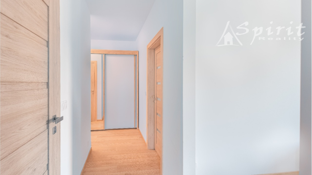 PRÉMIOVÝ 3i BYT - VILADOMY - 24m2  TERASA - GARÁŽ - NADŠTANDARD + KLÍMA V KAŽDEJ IZBE