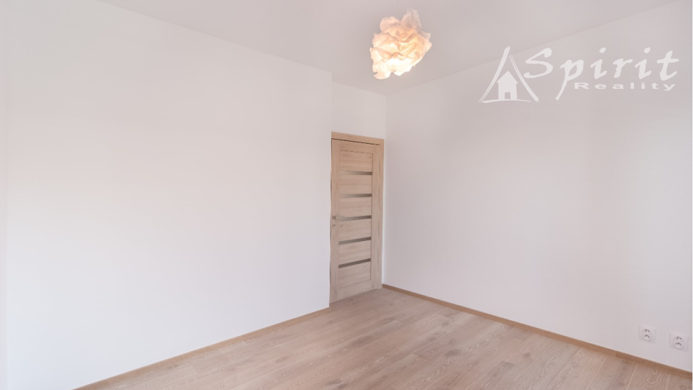 PRÉMIOVÝ 3i BYT - VILADOMY - 24m2  TERASA - GARÁŽ - NADŠTANDARD + KLÍMA V KAŽDEJ IZBE