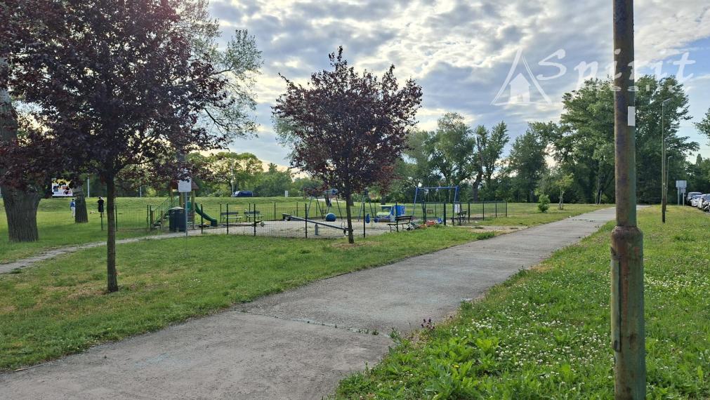 Na prenájom 1-izbový byt, Vlčie hrdlo – Ružinov, kompletne zariadený