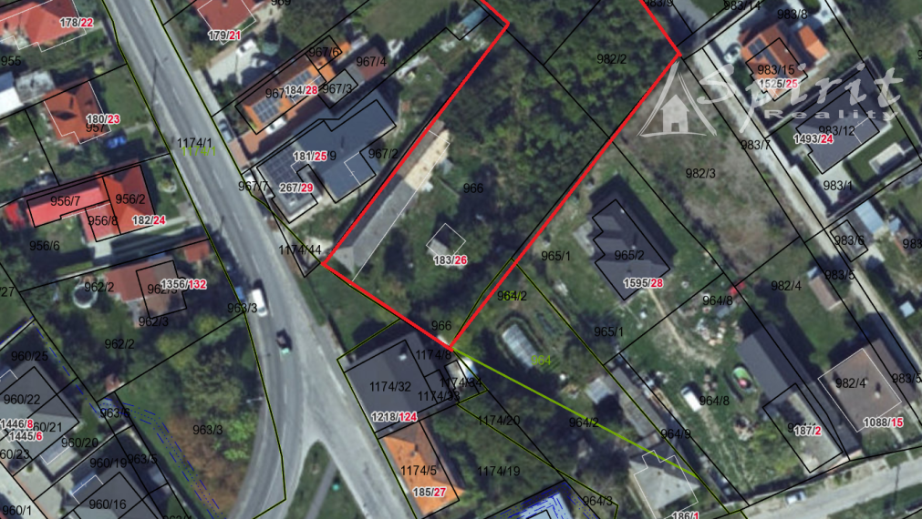 Ponúkame na predaj priestranný stavebný pozemok v obci Jelka, len 30km od BA