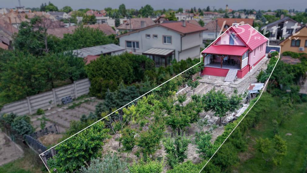 Moderný 2-izbový rodinný dom po kompletnej rekonštrukcii s veľkou terasou – Veľká Mača