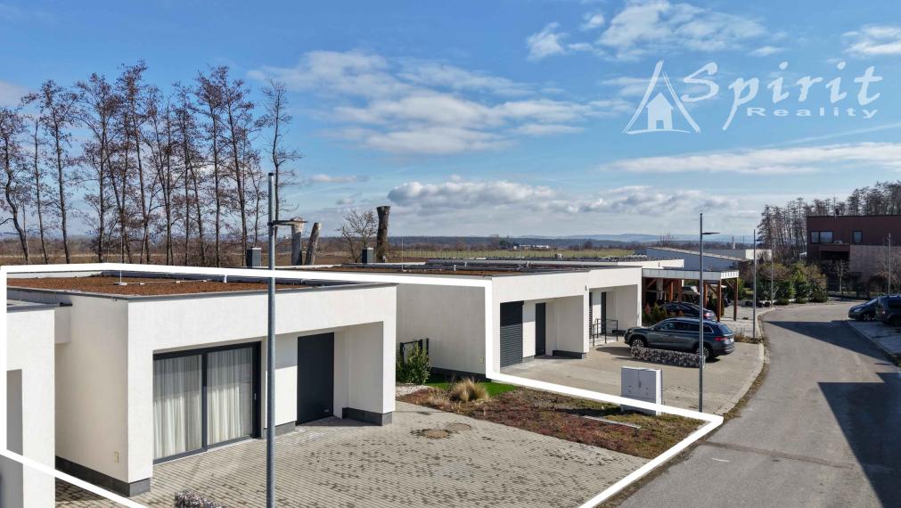 EXKLUZÍVNY 3-IZBOVÝ LUXUSNÝ DOM PRI PENATI GOLF RESORT – CELOROČNÉ BÝVANIE, PRÉMIOVÁ INVESTÍCIA