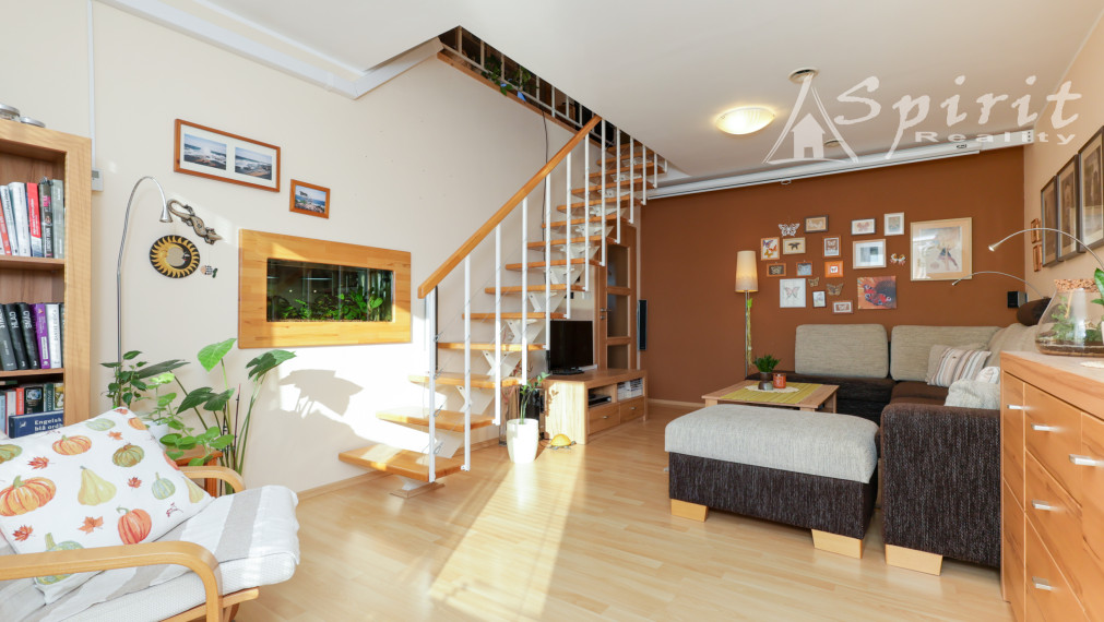 Priestranný 4-izbový byt s balkónom a krásnym výhľadom v Bernolákove | 108 m²